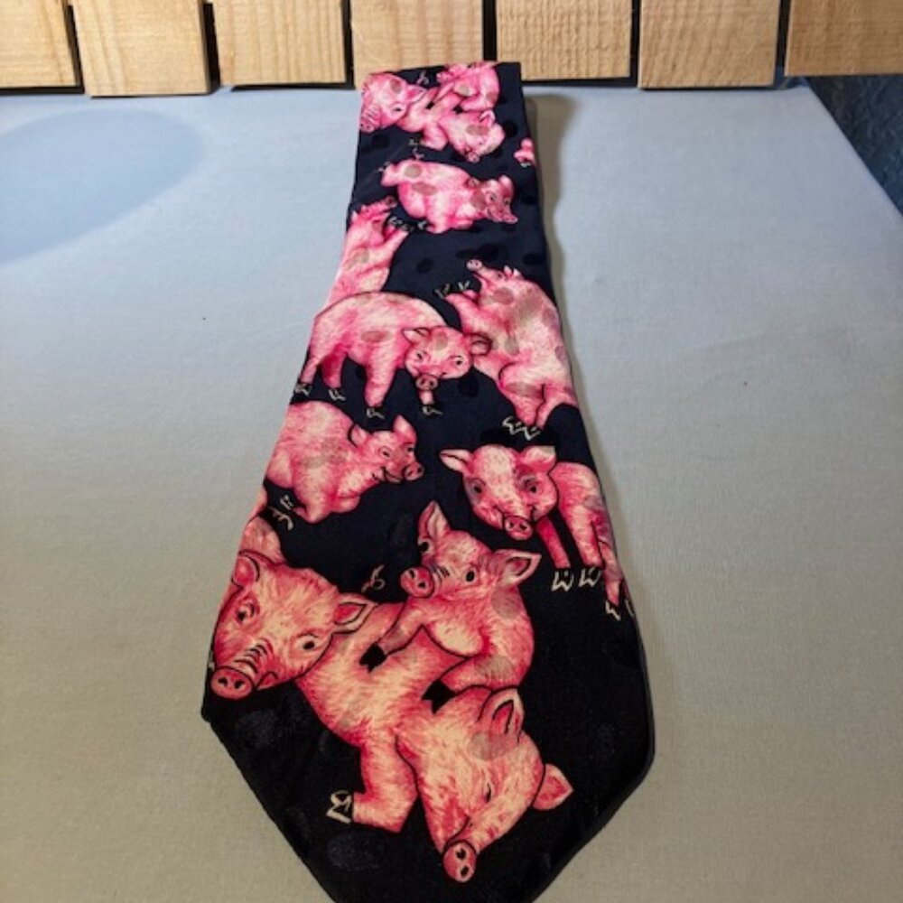 Man's 58" Tie Pig Motif  by Addiction 100%‎ Silk